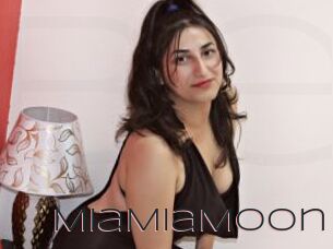 MiaMiaMoon